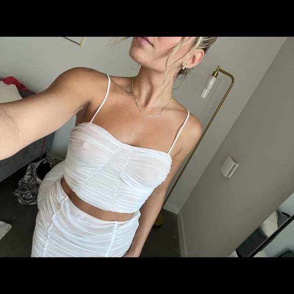 Cream Ruched Set - Picture 2 of 6